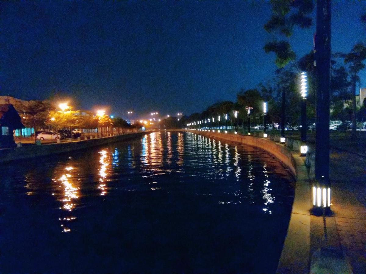 Dekota Homestay Jonker Melaka Екстер'єр фото